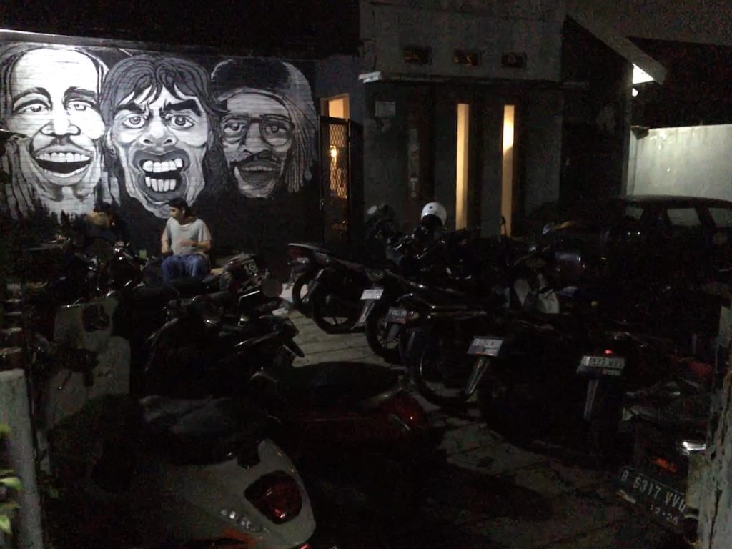 09E8E071-AB86-4AA9-A361-686CC6219190 – Aralle Studio